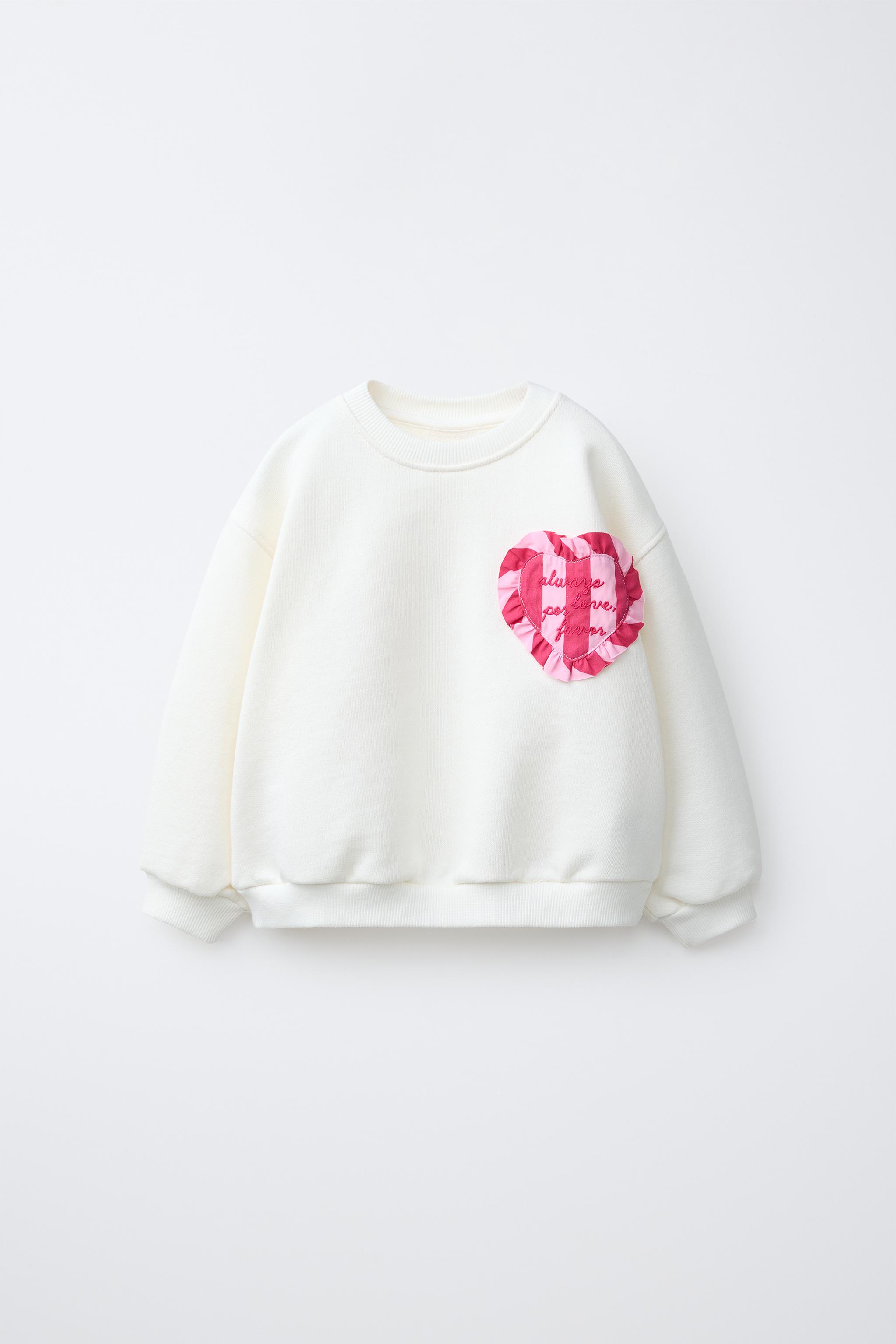 STRIPED HEART PATCH SWEATSHIRT